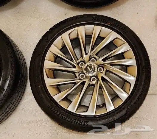 جنوط لكزس 2020 ES350 مقاس 18 اصليه وكاله 8