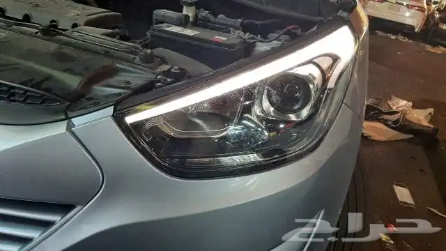 شمعات اماميه وسطبات خلفيه ليد توسان 2011 _2015 0