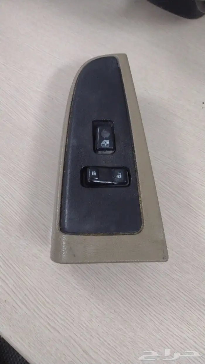 مفتاح ازرار جمس موديل 2006 وا طاره بدون ارباق موديل 2006 1