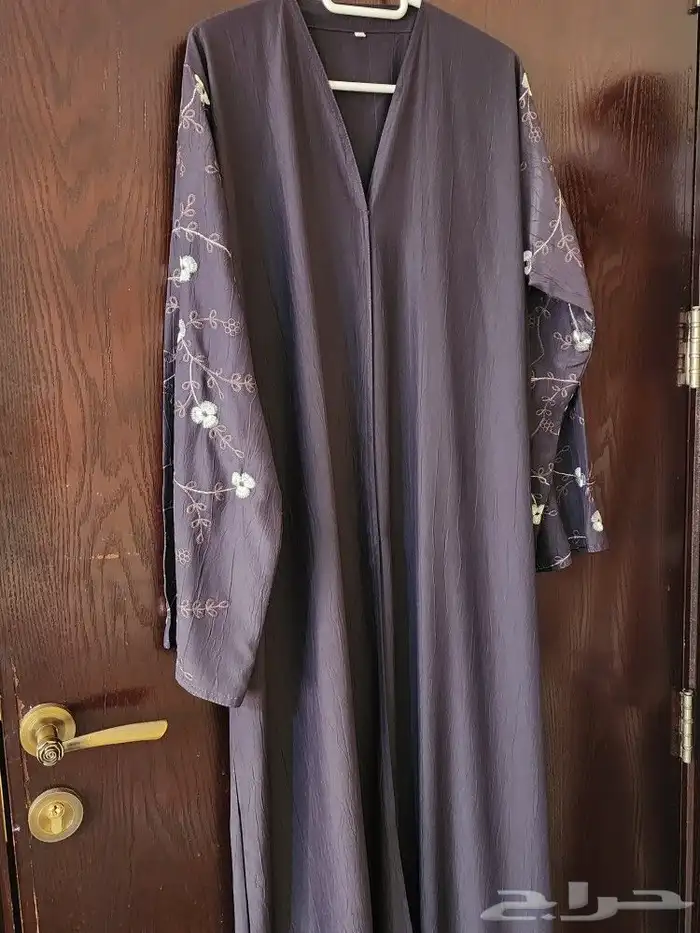 عباية جديده ما انلبست ابد 30 ريال 0