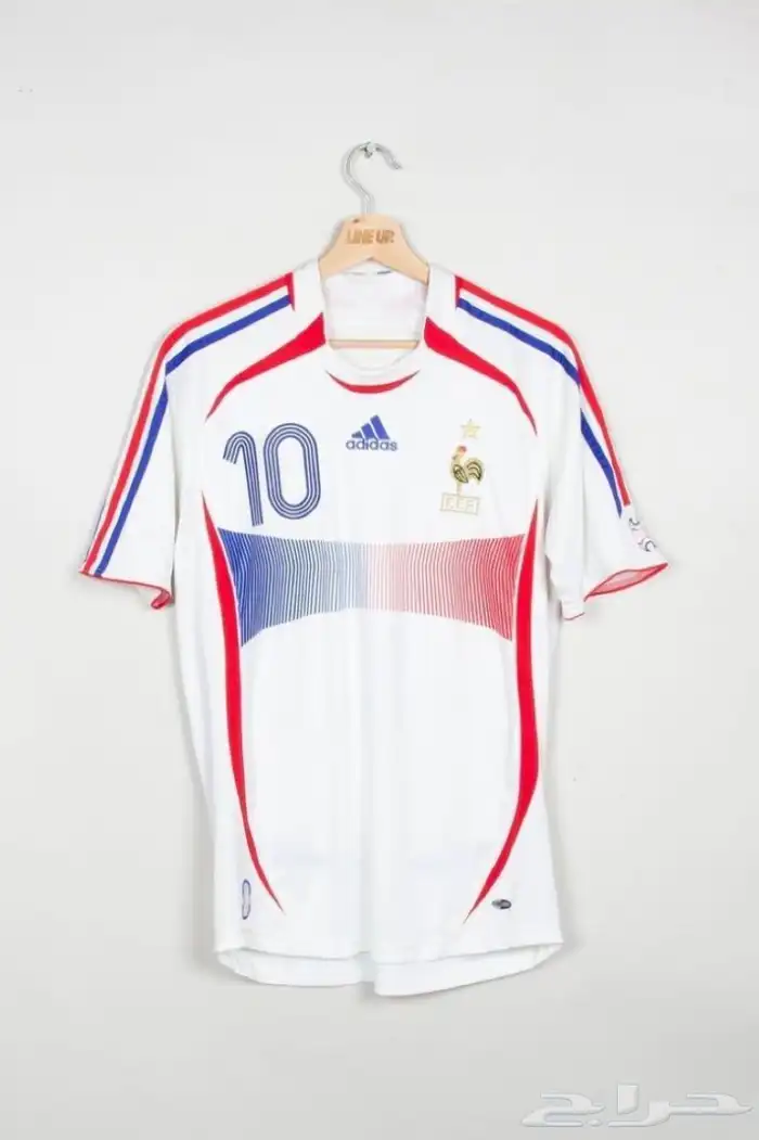 اطقم كورة تي شيرتات 6