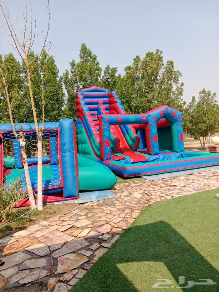ايجار يومي ملعب صابوني زحليق نطيطات جده 1