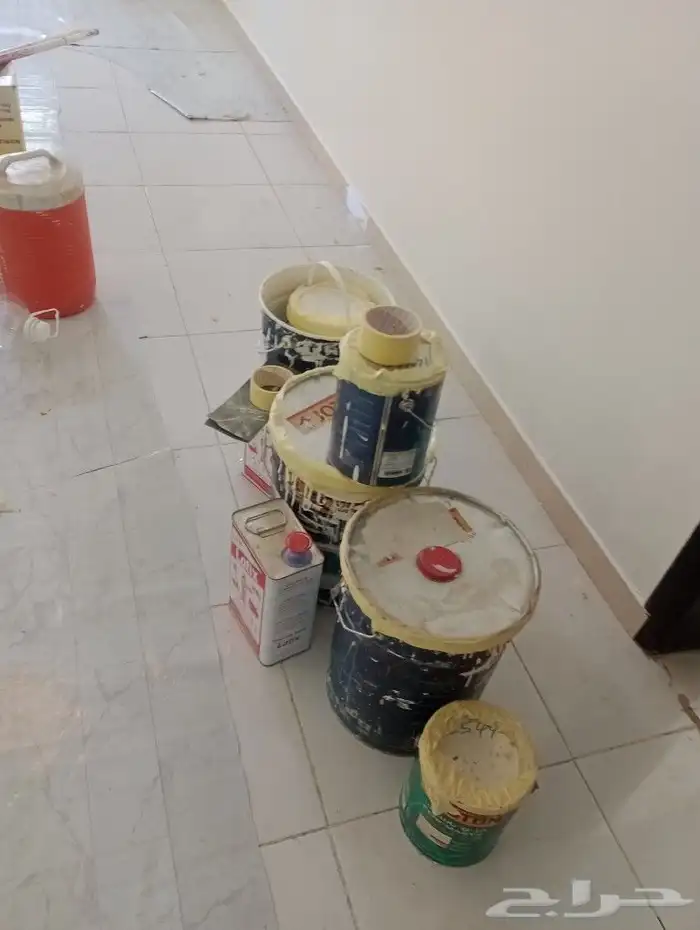 دهان مصري ومقيم في جده لو أحد عنده شغل بويه تحت امركم 0