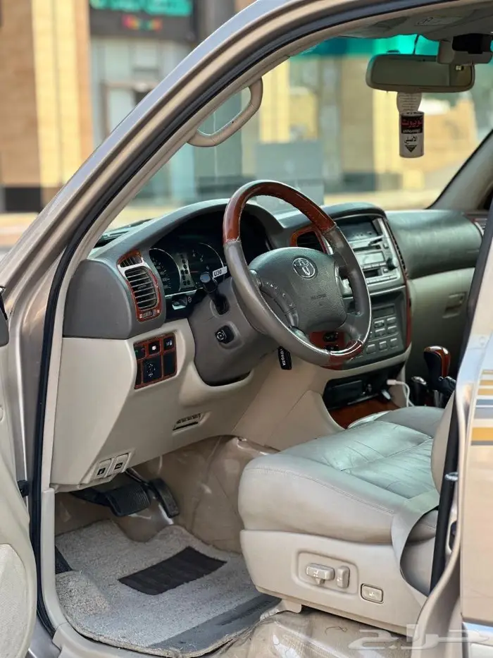 لاندكروزر VXR V8 2005 ( تم البيع ) 23