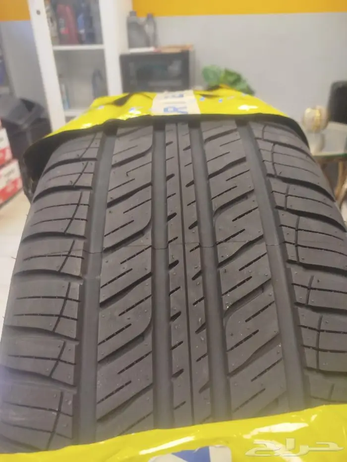 كفرات لكزس LX600 صيني دعسة دنلوب 1