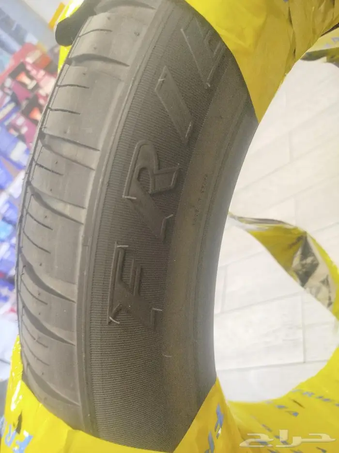 كفرات لكزس LX600 صيني دعسة دنلوب 0