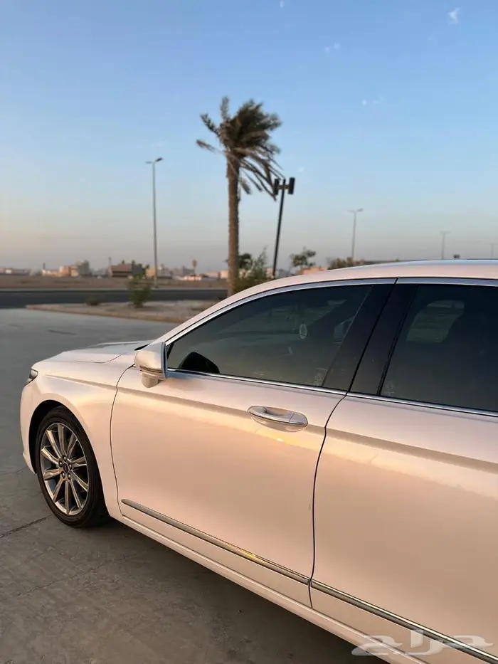 فورد تورس 2020- فل كامل ( تيتانيوم) تم البيع 1