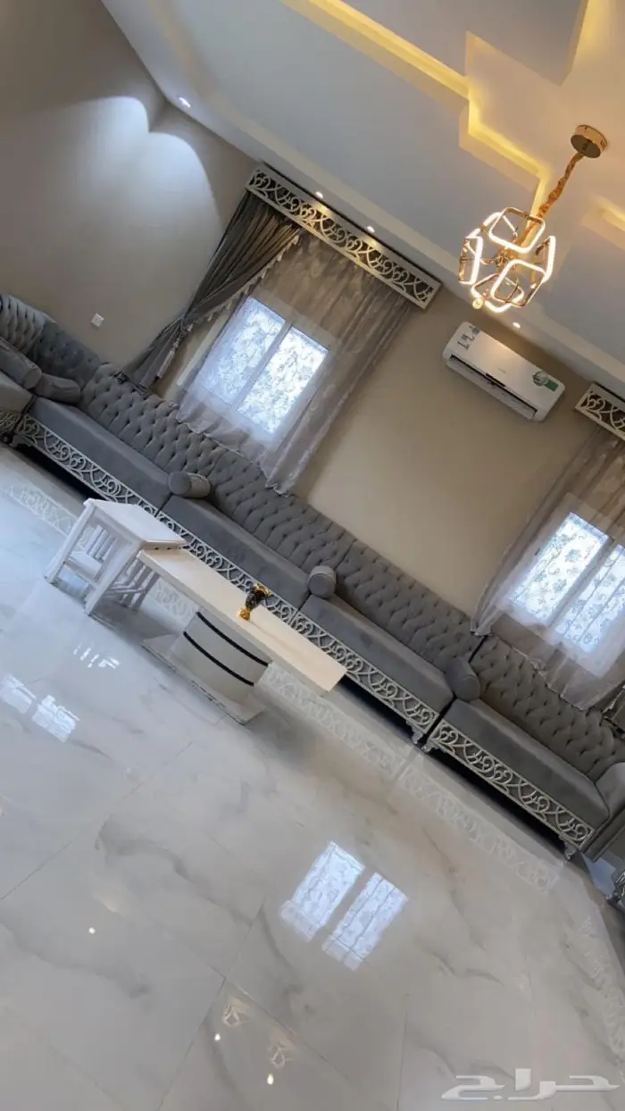 استراحه قسمين ومسبح كبير بسخان ومويا جديده 20
