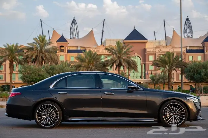 مصور سيارات وإعلانات 1