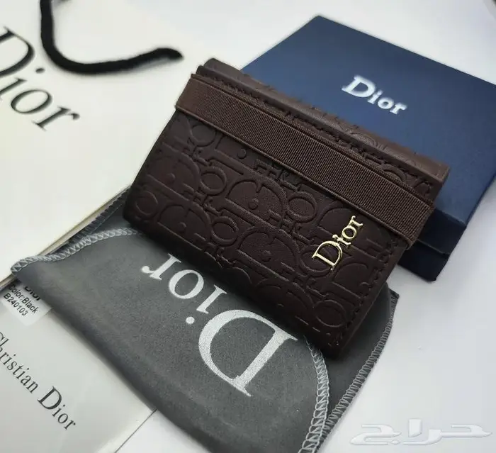 محفظة رجالي لويس كرتير قوتشي فراري محافظ كارتييه فيتون جوتشي 90