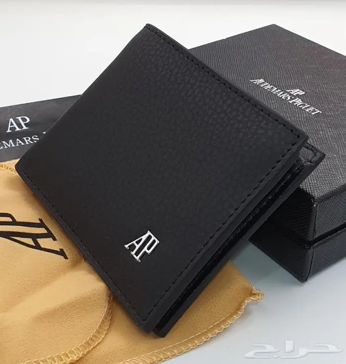 محفظة رجالي لويس كرتير قوتشي فراري محافظ كارتييه فيتون جوتشي 51