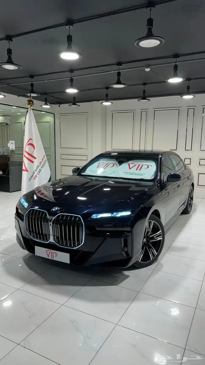 تأجير سيارات فارهه تسليم بالمطار 8