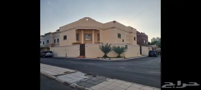 فيلا للبيع بواحات السليمانية 0