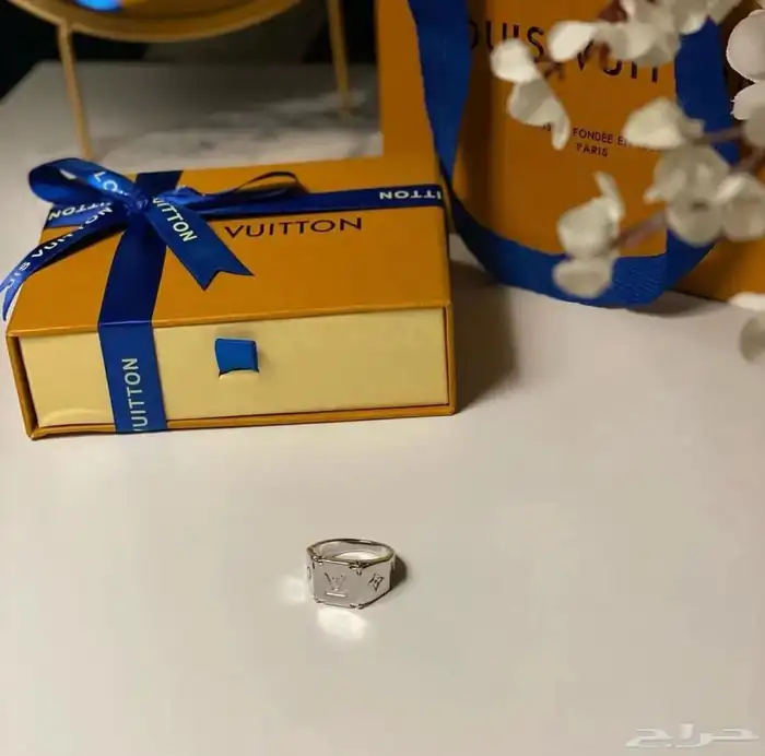 خواتم Lv رجاليه 0