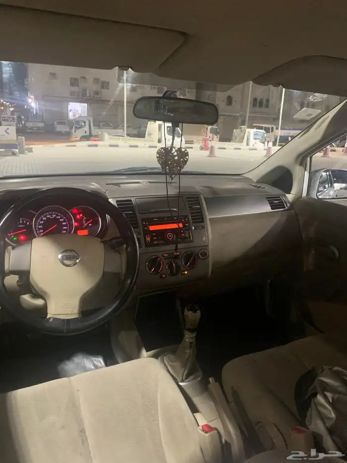 نيسان تبدا 2011 7