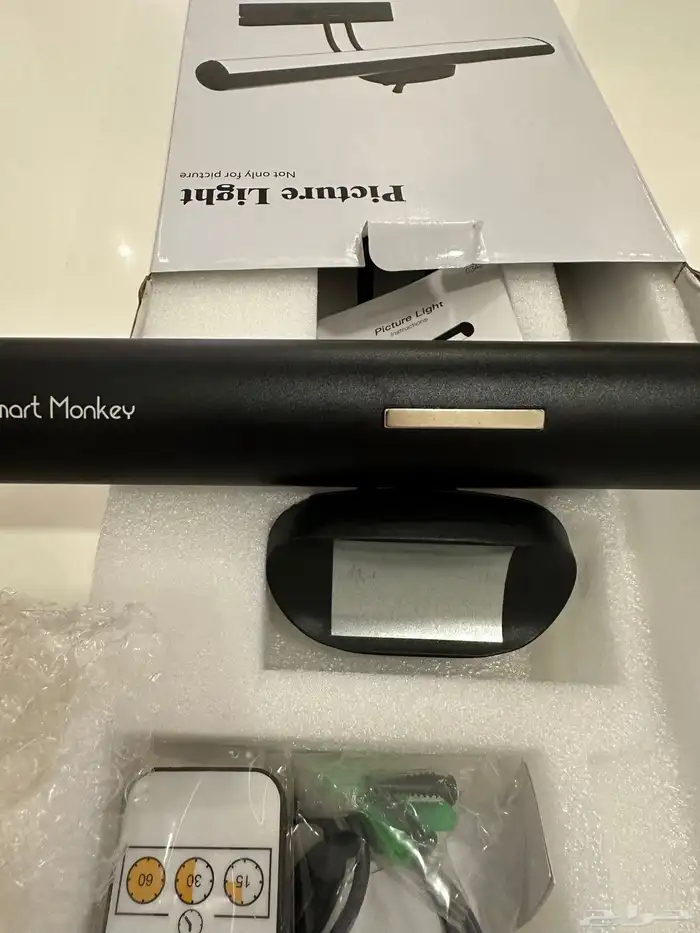 انارة جدارية متنقله على الشحن 4