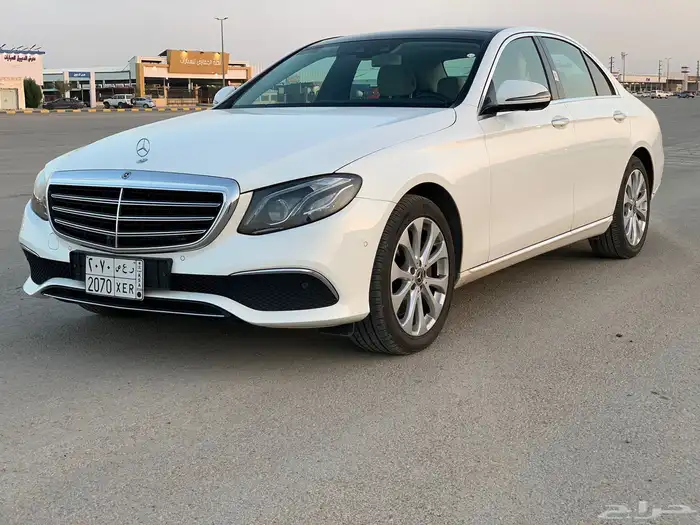 مرسيدس 2019 بانزين 4 سلندر 300 E شررط الفحص 1