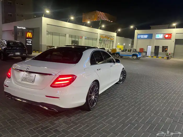 مرسيدس e300 نضيف جدا 7
