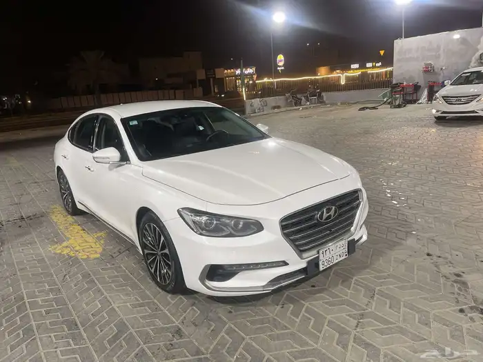 هيونداي ازيرا ديزل 2018 ماشي 220 6