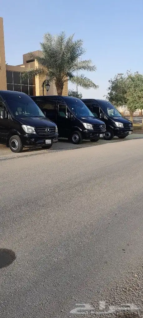 اللاجار باص مرسيدس داخل وخارج الرياض 2