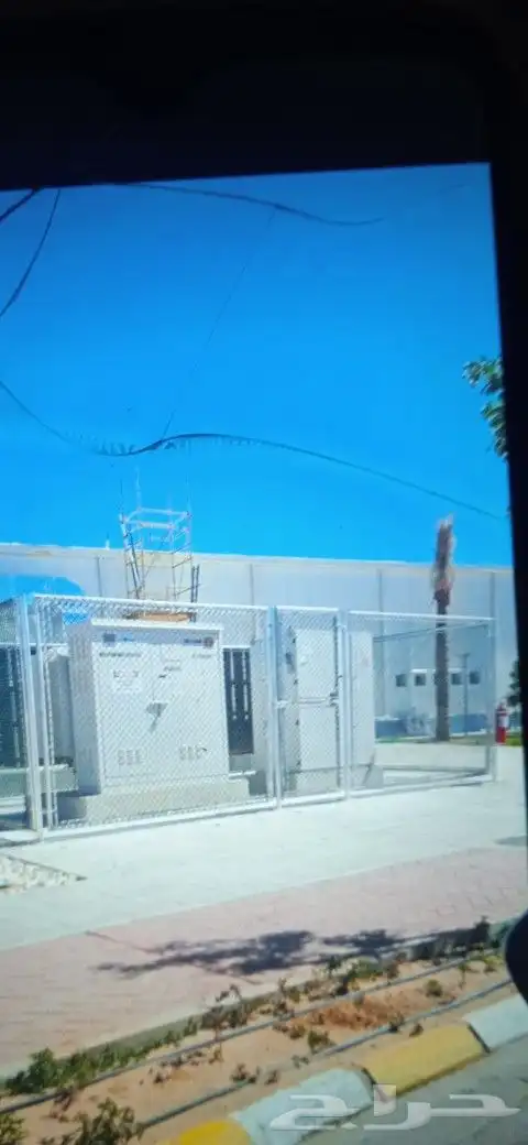 نحن نعمل في تركيب الشبوكه والملاعب 0