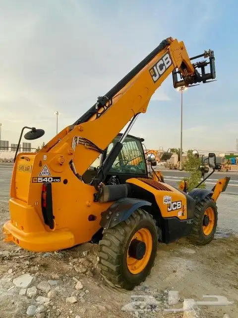 تليهاندر جي سي بي رافعه شوكيه للايجار 0