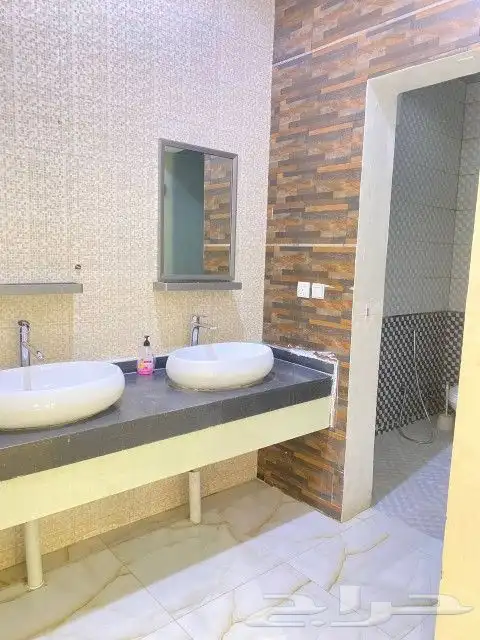 شاليه عائلي كبير بمسبحين للايجار اليومي الرمال 7