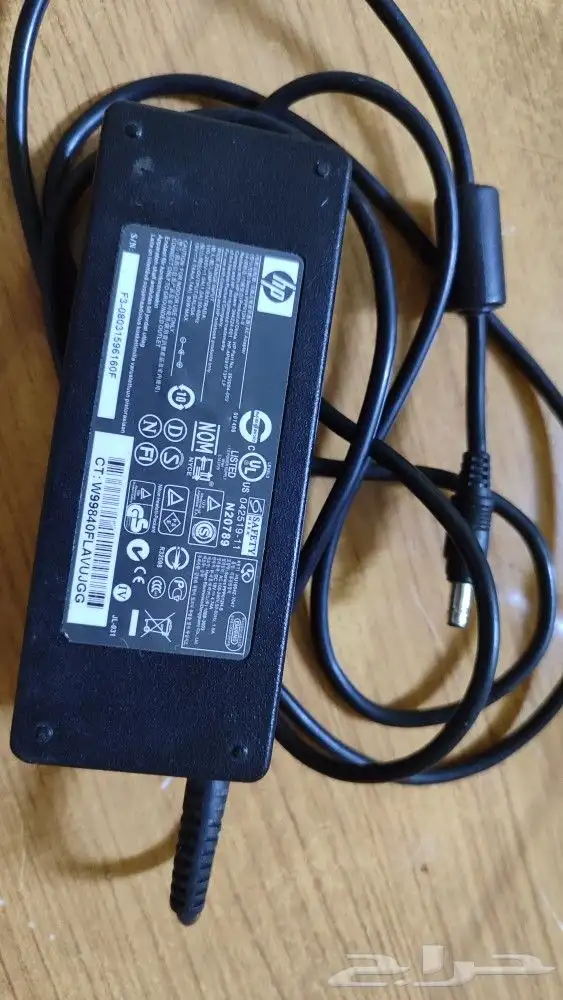 شاحن لاب توب hp أصلي 90 وات 1