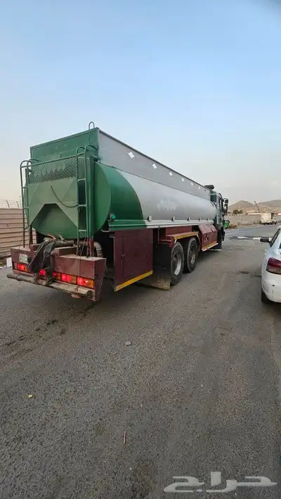 وايت 18طن إيجار توريد مياه للشركات أوموسسات 1