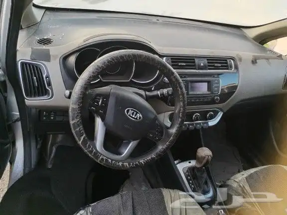 تشليح قطع غيار كيا ريو 2015 6