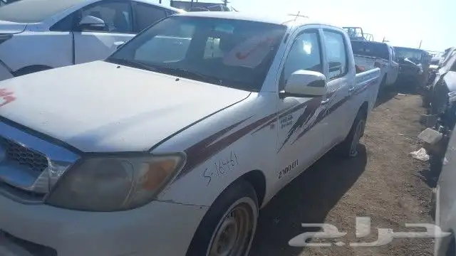 قطع غيار تويوتا هايلوكس يوجد شحن لكل المناطق 1