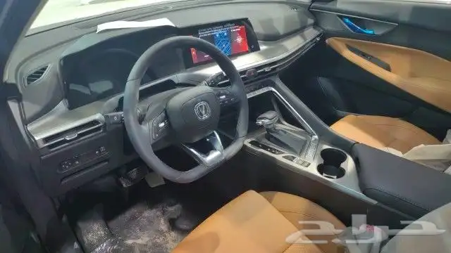 شنجان سى اس 35 بنزين جير اتوماتيك جى ال سى 2025 4