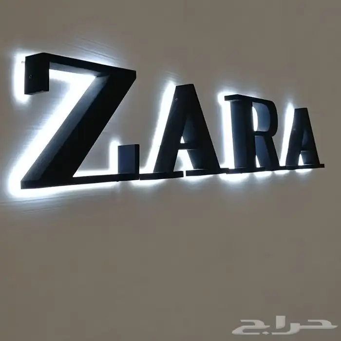 خطاط دعاية و اعلان كلادينج احرف بارزه اكريلك زنكور ستيل 1