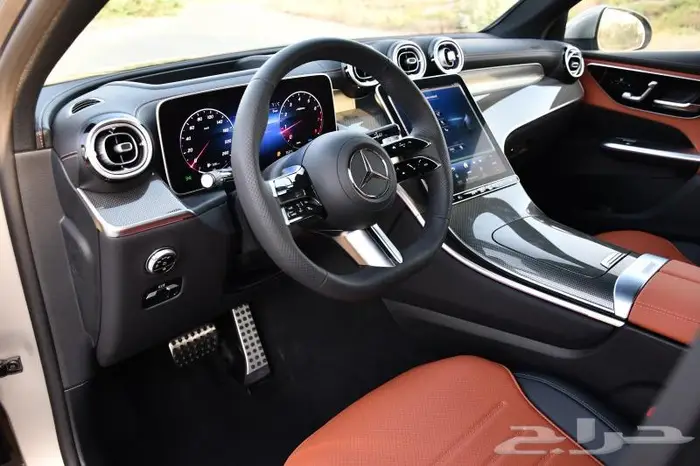 MERCEDES GLC 200 PREMIUM AMG 2025 6