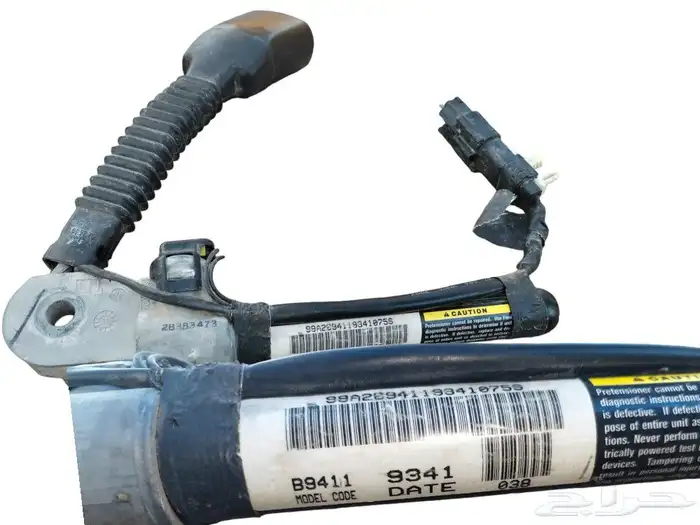 علبة دركسون و دودة وشبك أمامي ومجموعة سنتر لوك الابواب 4