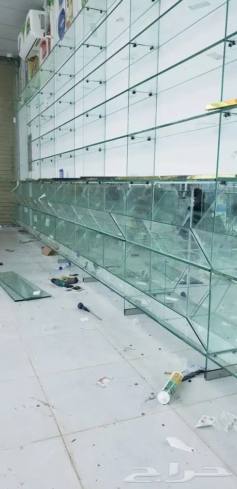 ابو عمر للزجاج والسكوريت 15