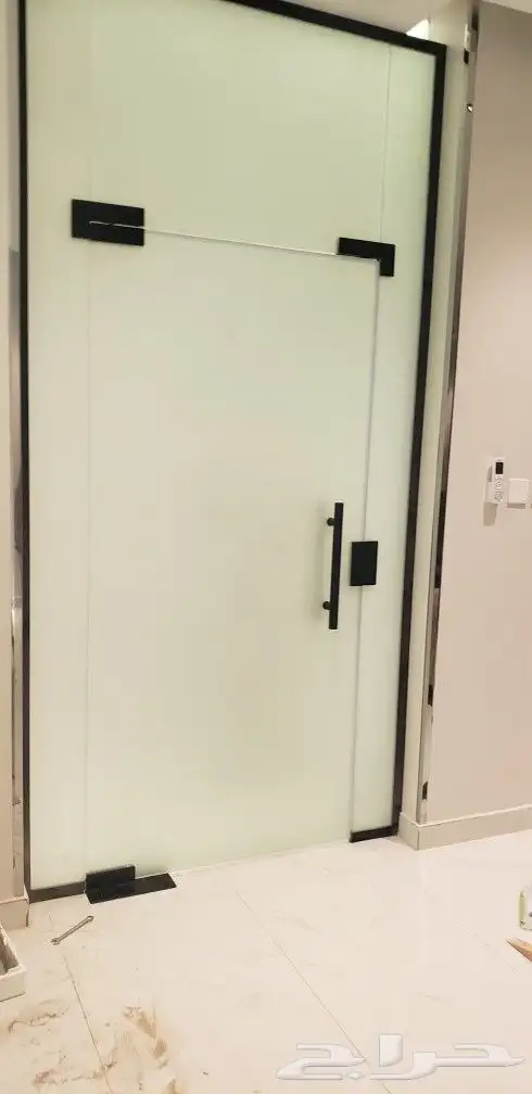 ابو عمر للزجاج والسكوريت 13