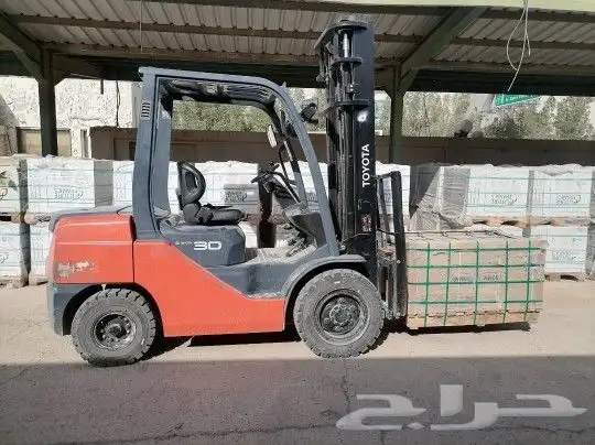 رافعة للايجار فوركلفت رافعه شوكيه 5