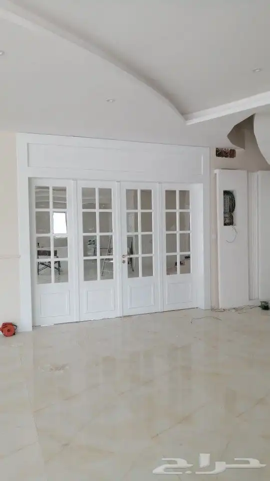 نجار أبواب 1