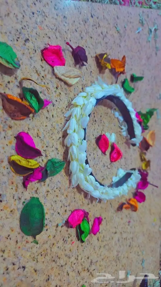 محل بيع الفل في الرياض عقود واساور واطواق جمله وتجزئه 13