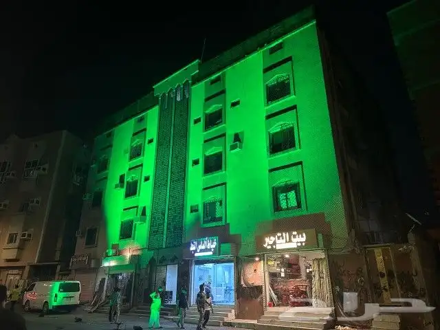 اضاءات ليوم الوطني كشافات وستي كلر لون اخضر 5