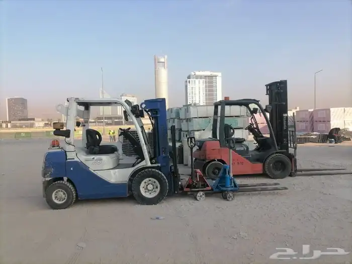 تاجير رافعات شوكيه فور كلفت كرينات ونش علا حسب طلب 13