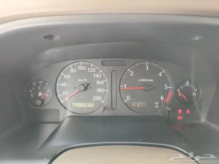 نيسان باترول سوبر سفاري 2000 37