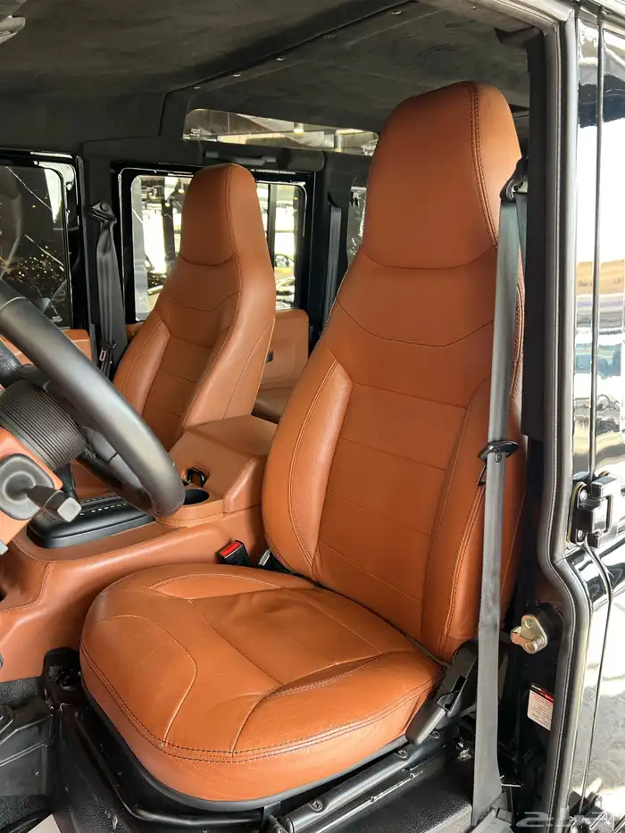 ديفندر 110 قير اوتوماتيك - LAND ROVER Defender 110 5