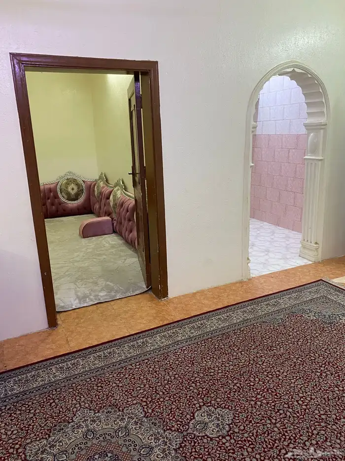 الجموم غرفتين مطبخ حمام مع حوش صغير للايجار 2