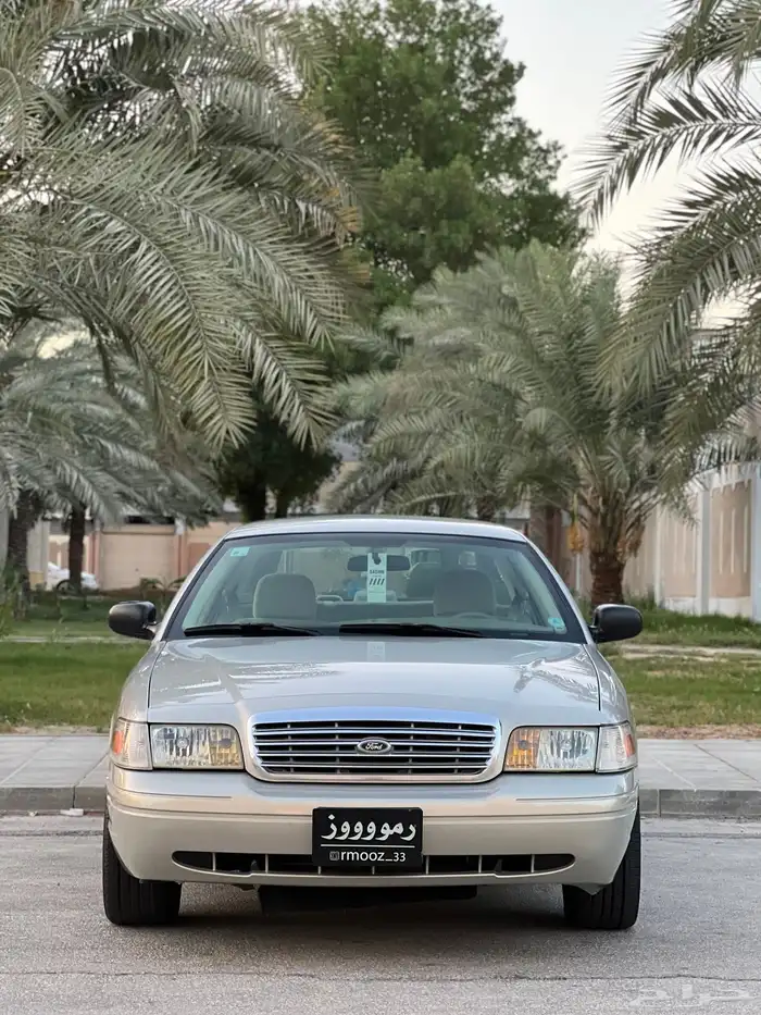 (( تم البيع ))فورد فكتوريا 2010 ممشى 138 الف فقط 0