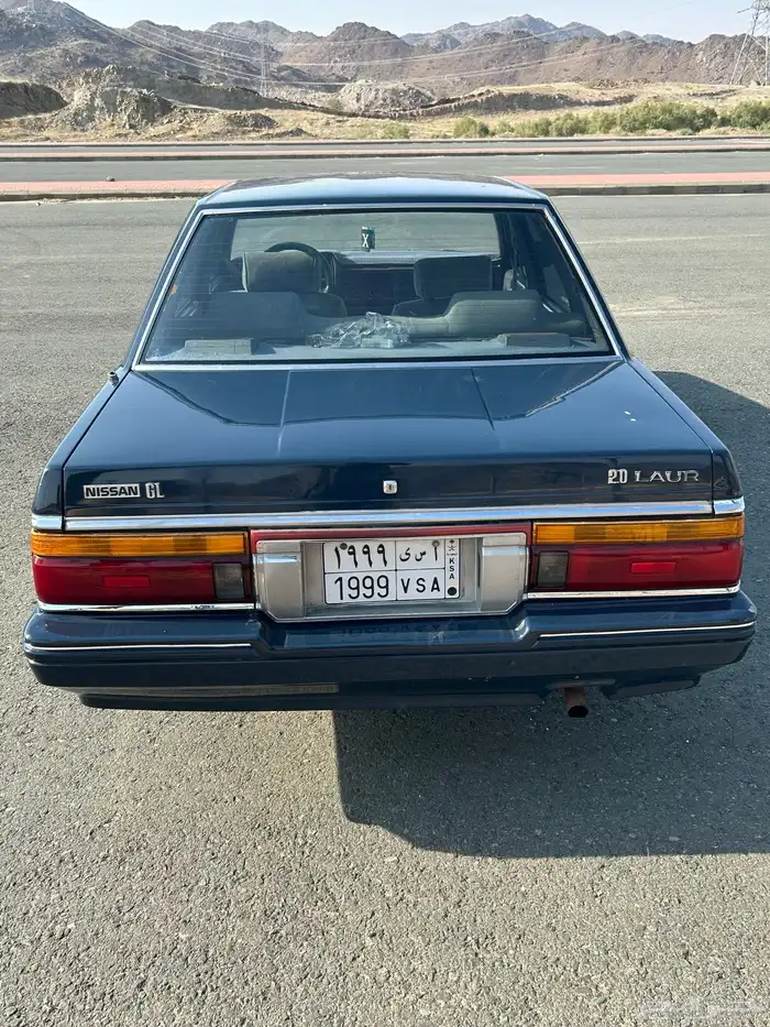 نيسان لوريل موديل 1988 نظيف 8