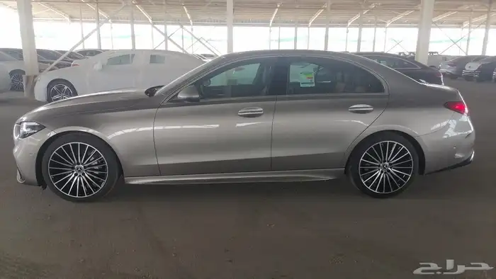 مرسيدس C200 جديد 2024 0