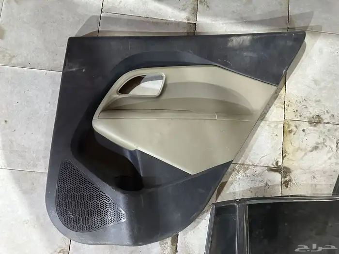 ديكور كيا ريو باب خلفي يمين 0