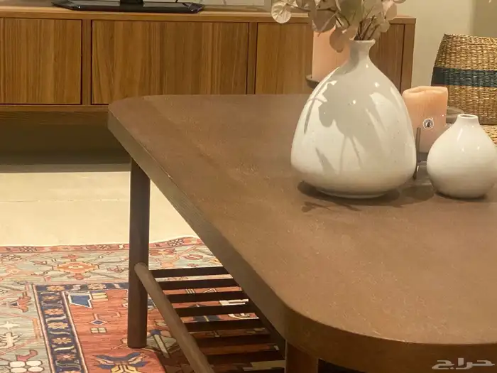 طاولات للبيع 2